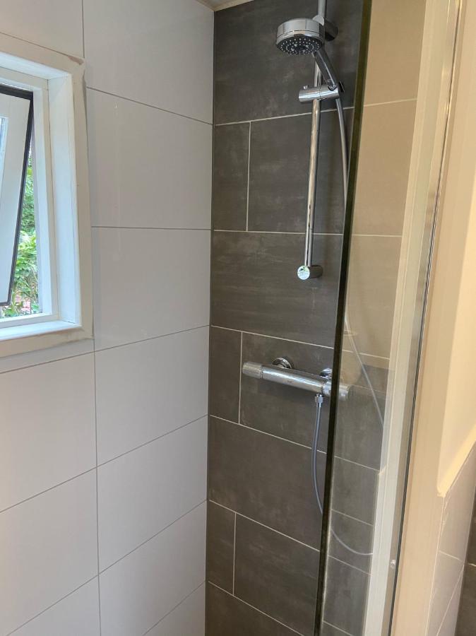 Prachtig Vakantiehuisje In Putten Zewnętrze zdjęcie